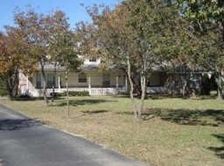 407 Canyon Trail Rd, Weatherford, TX 76087