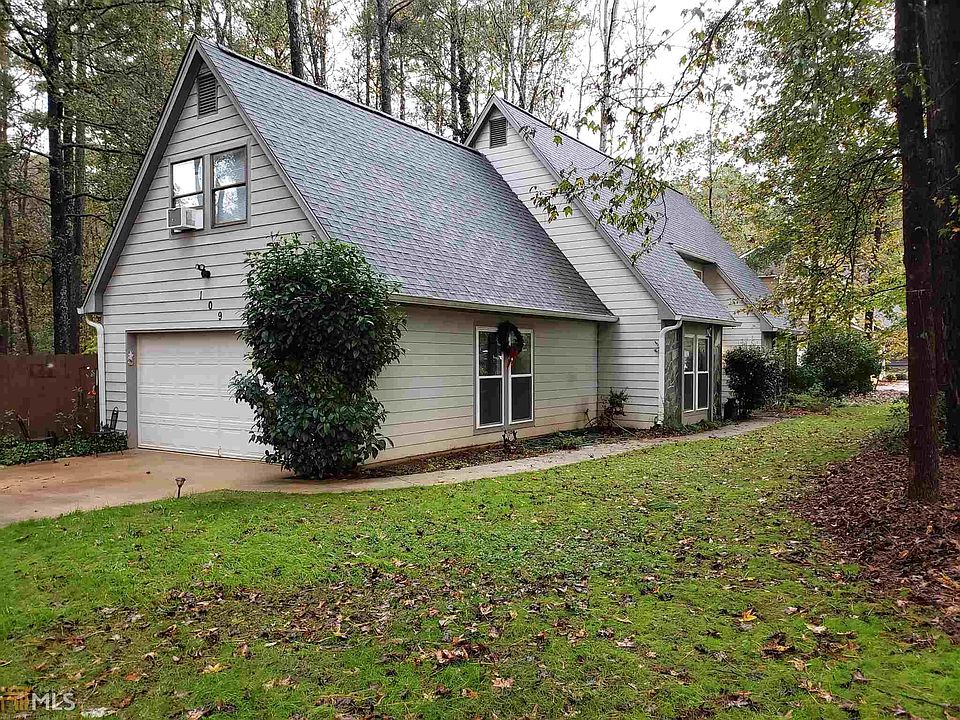 2nd image of 109 Treillage Ln