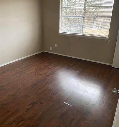 5th image of 4905 Church St