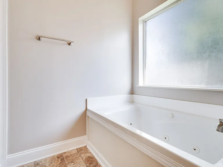 111 Songbird Ln — Photo 12