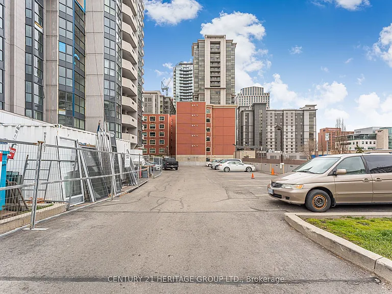 67 Caroline St S #102 — Photo 36