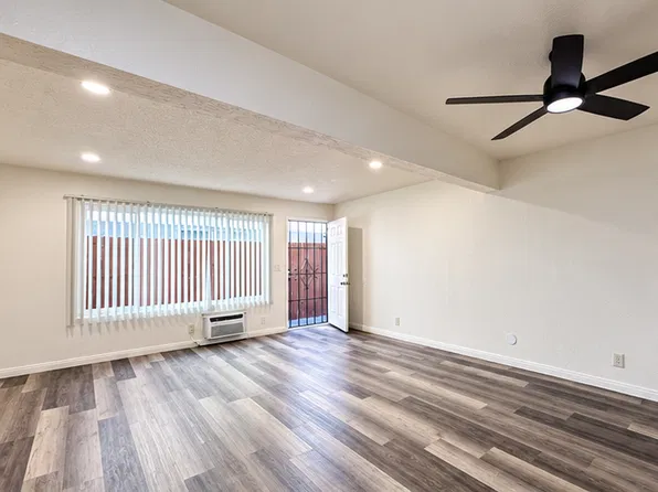9360 San Diego St #4, Spring Valley, CA 91977