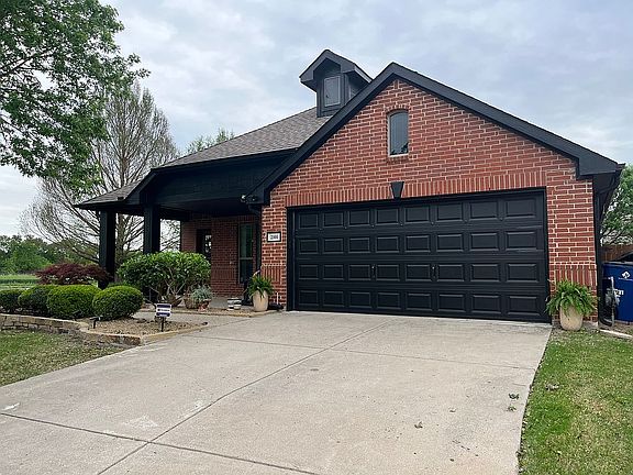 5th image of 2101 Kingsdale Ct