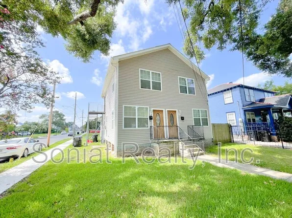 1876 Mirabeau Ave, New Orleans, LA 70122