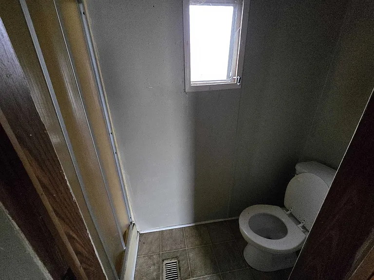 640 Nisbet St #25 — Photo 8