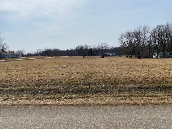 466 Lake Wildwood Dr, Varna, IL 61375