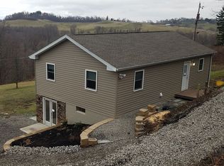 71581 Mount Pleasant Pike, Martins Ferry, OH 43935