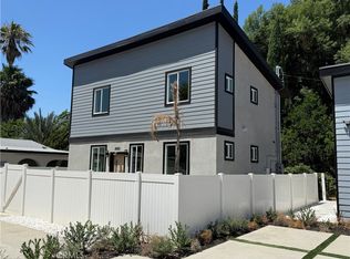 19515 Cantara St, Reseda, CA 91335