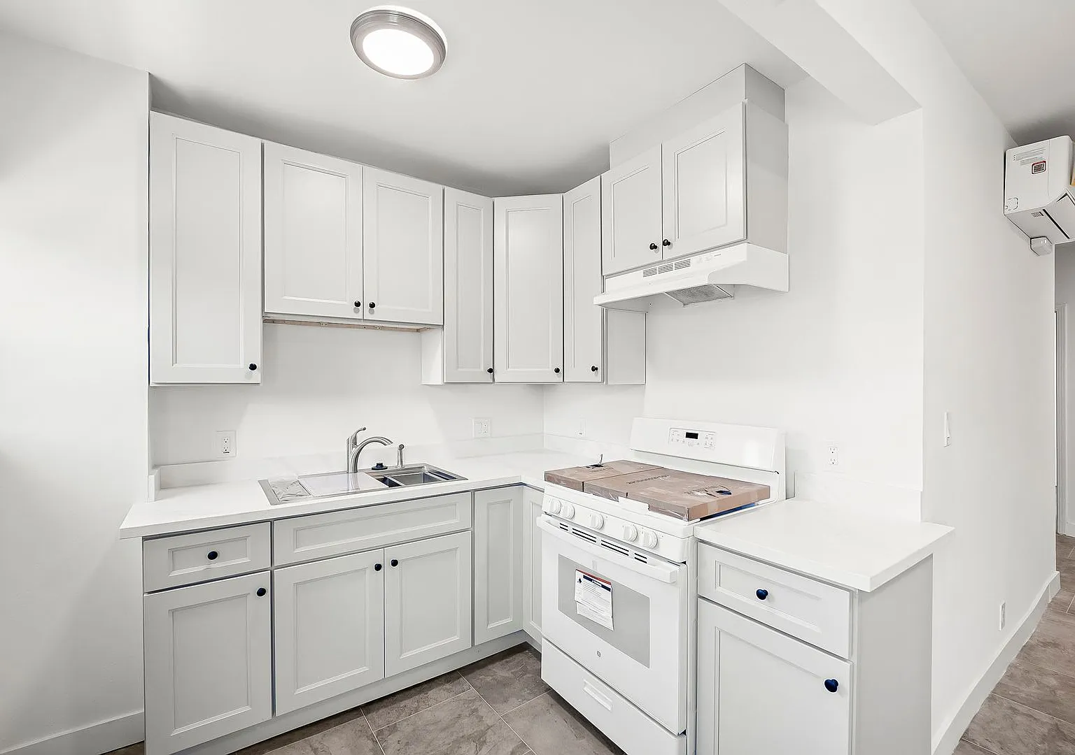 1630 W. Temple St. — Photo 4