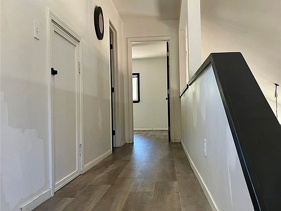 5th image of 3616 Manzanita Rd