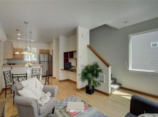 9240 Interlake Ave N APT A, Seattle, WA 98103