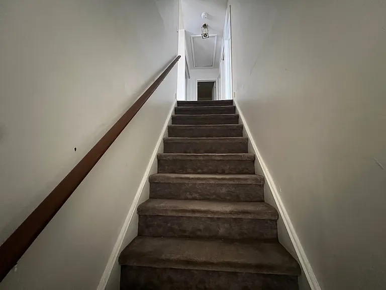 785 Jarvis Rd #B — Photo 3