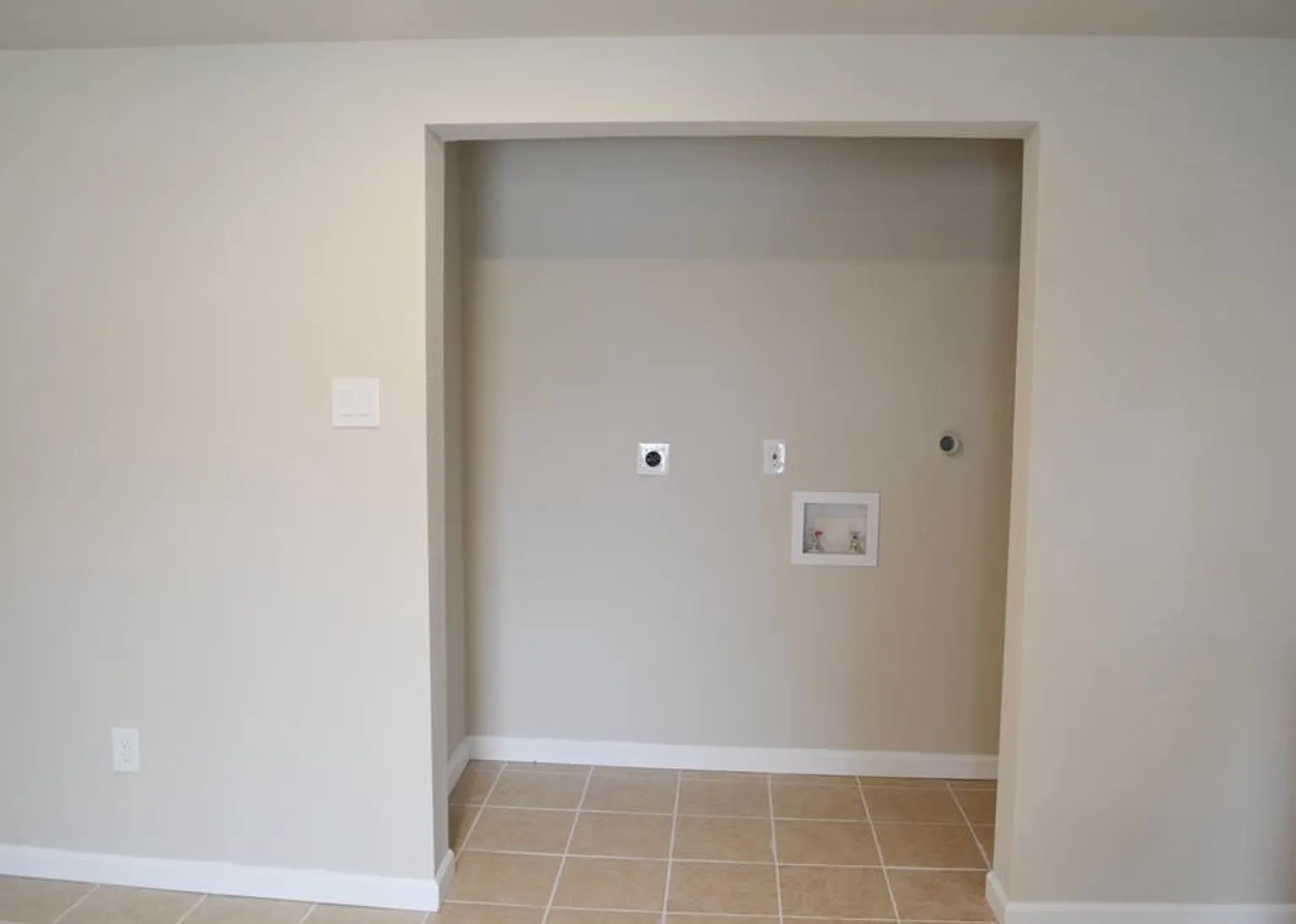 2 bed, 1400 sqft, $1,150 — Photo 1