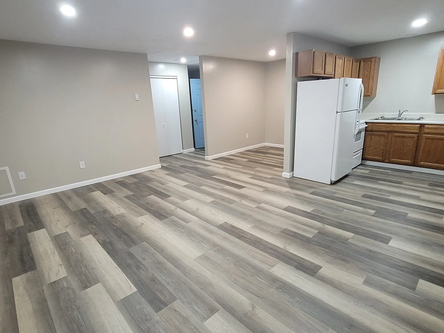 2 bed, 800 sqft, $750 — Photo 2