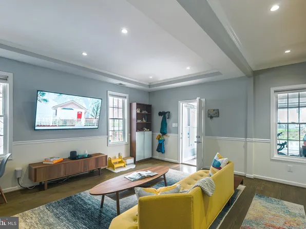 3350 Ely Pl SE, Washington, DC 20019
