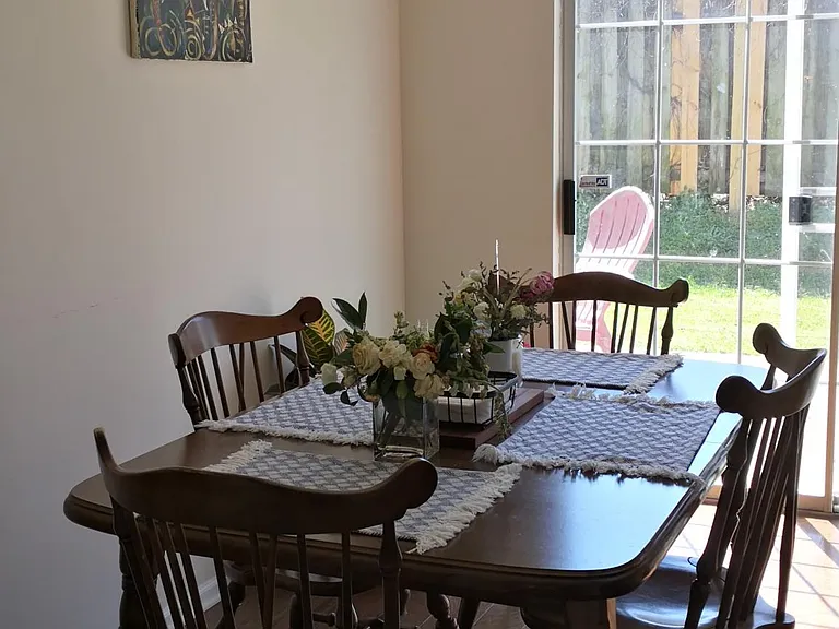 breakfast nook