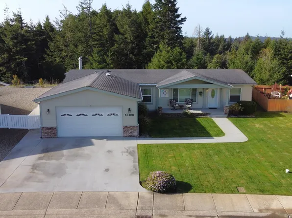 63408 Nathan Dr, Coos Bay, OR 97420
