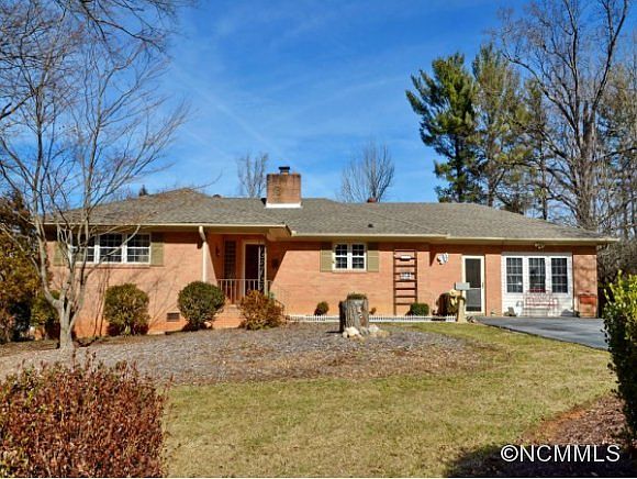 1st image of 3232 Magnolia Dr