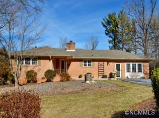 3232 Magnolia Dr, Hendersonville, NC 28792