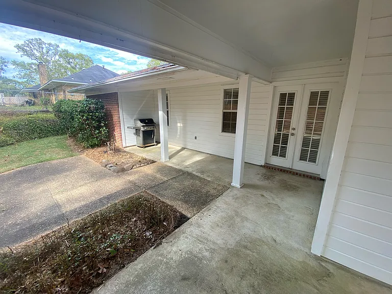 81 Sunline Dr — Photo 34