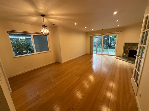 137 Temescal Cir, Emeryville, CA 94608