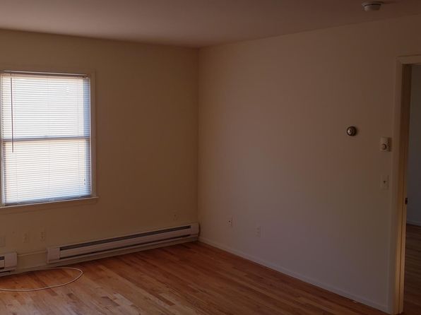 62 S Main St APT B