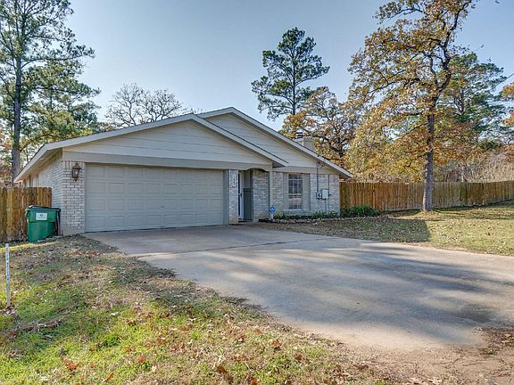 3rd image of 223 Mauna Kea Ln