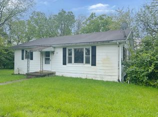 977 Muddy Creek Rd, Winchester, KY 40391