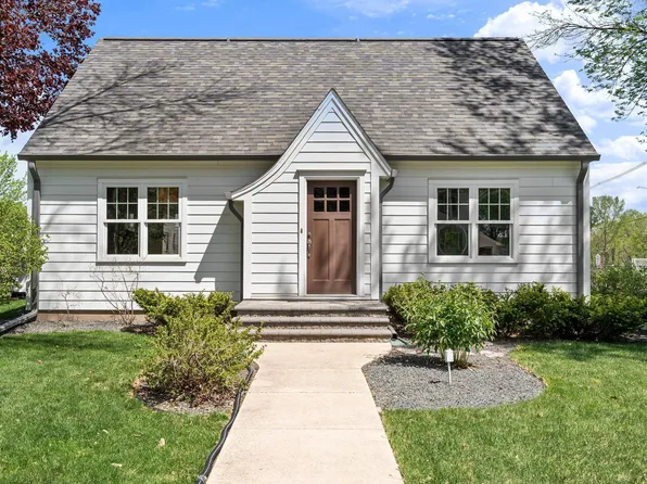 1020 Rice Lake St, Owatonna, MN 55060