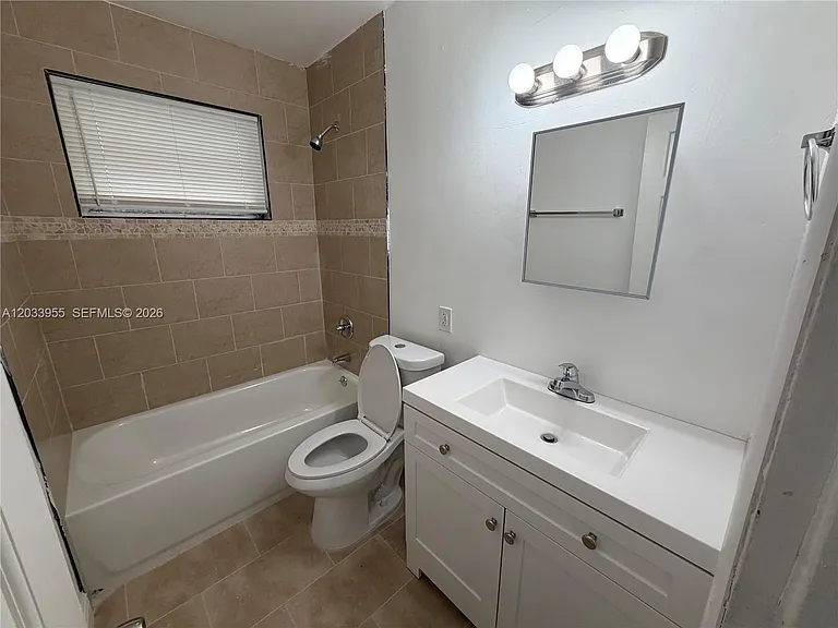 1475 NW 51st Ter #1475 — Photo 6