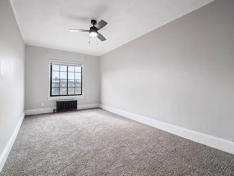 Middlehurst Apartments — Photo 14