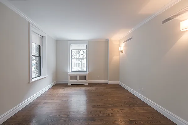 Rented by Thor Equities | media 28