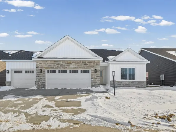 3904 Bay Cir, Champaign, IL 61822