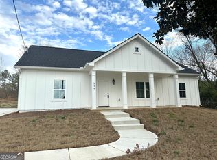 234 Carver Rd, Griffin, GA 30224