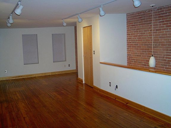 2nd image of 1765 W 54th St #2