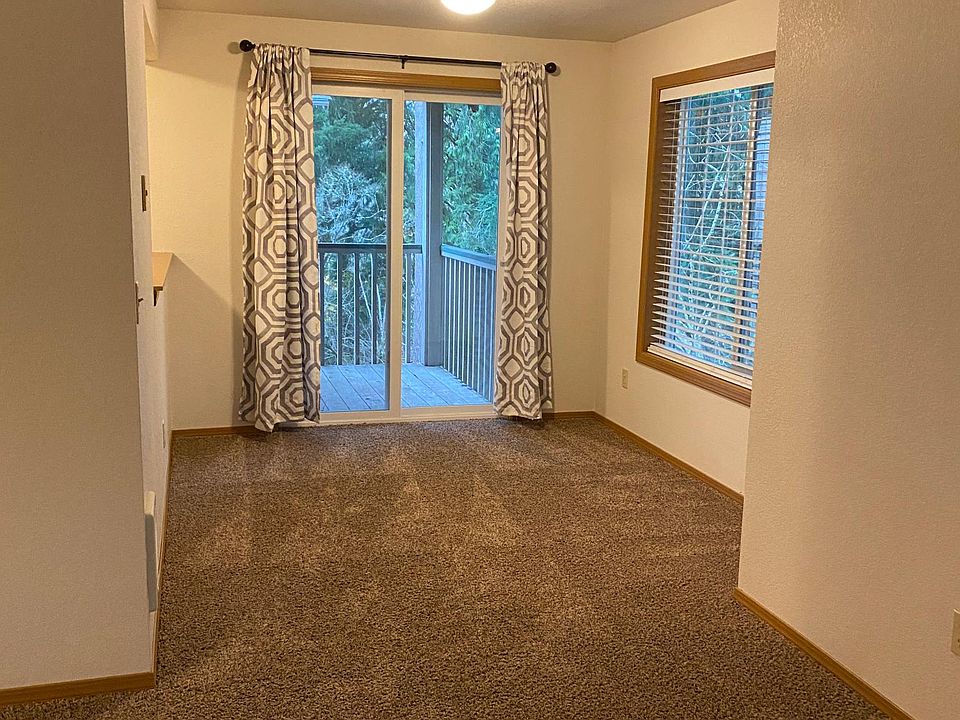 Dining room with deck and storage closet