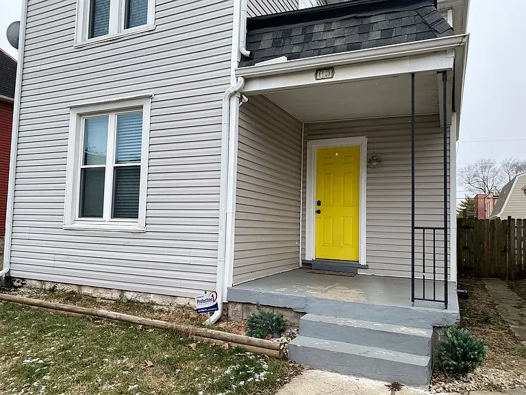 65 Dakota Ave — Photo 2