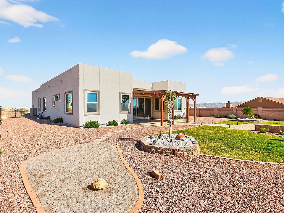 1st image of 6736 E Vaquero Cir