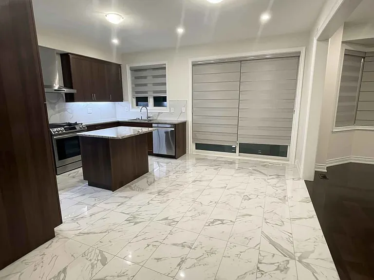 240 Seaview Hts — Photo 6