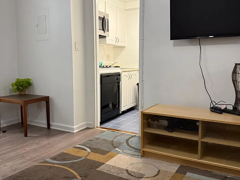 2141 I St NW — Photo 6