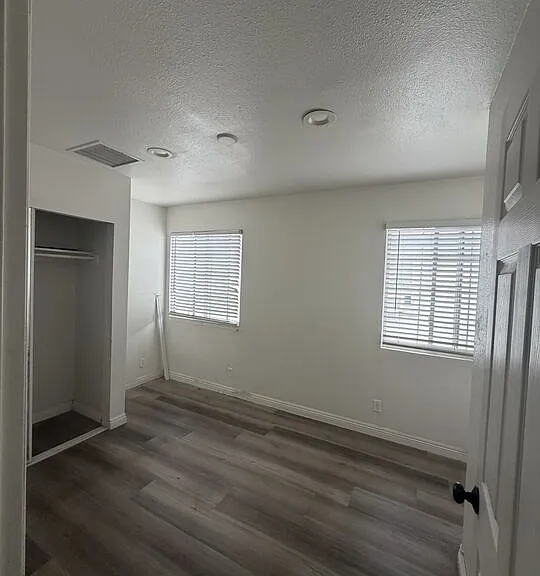 626 E San Antonio Dr — Photo 7