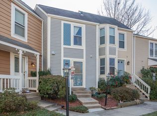 11253 Silentwood Ln, Reston, VA 20191