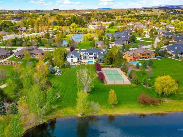 2230 N Vizcaya Way, Eagle, ID 83616