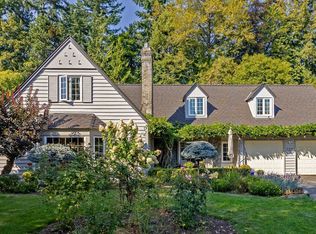 539 Newcroft Pl, West Vancouver, BC V7T 1W9