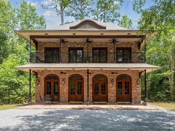 61247 Moss Dr, Lacombe, LA 70445