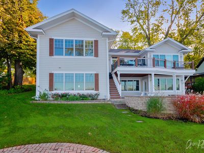 37160 N Bay Shore Rd, Lake Villa, IL, 60046