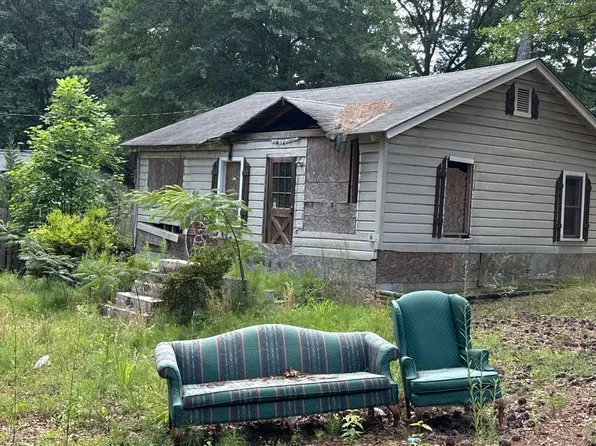 82 Garrison Rd SE, Marietta, GA 30008