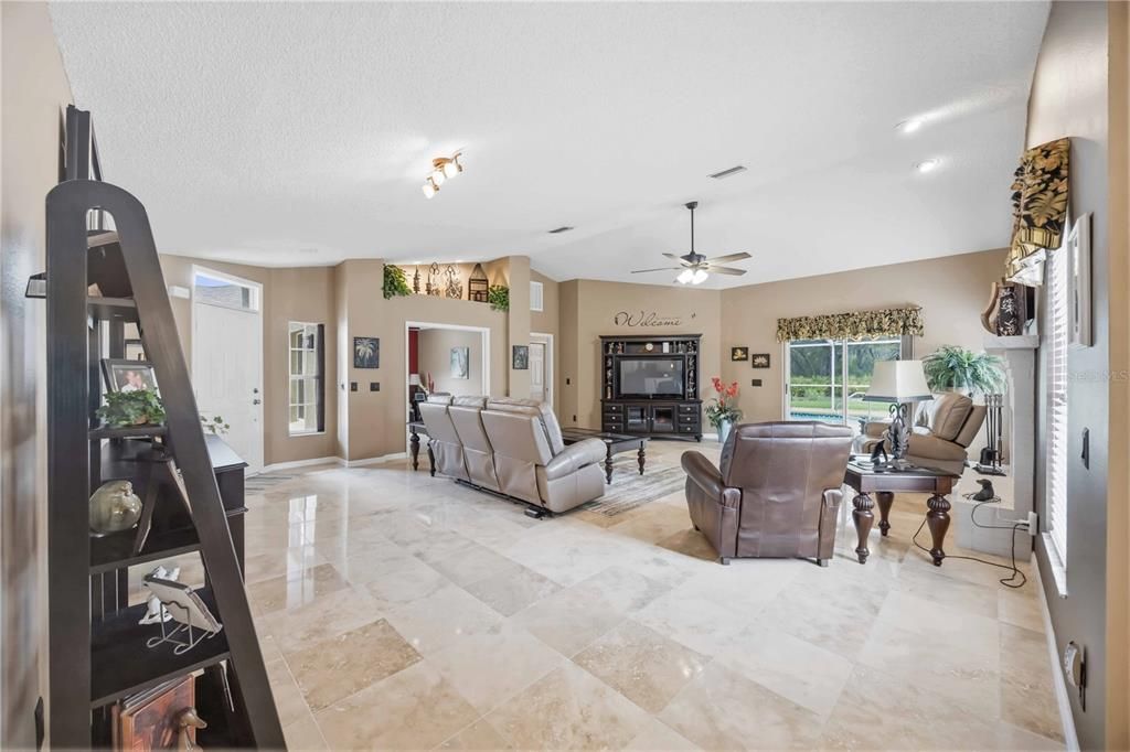 1082 Tequesta Trl, Lake Wales, FL - More