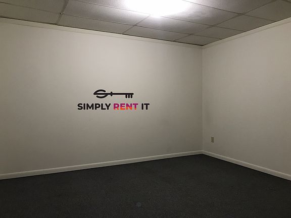 3rd image of 210 N Main St #4