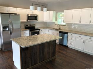 807 Town Oaks Ln, El Dorado, AR 71730